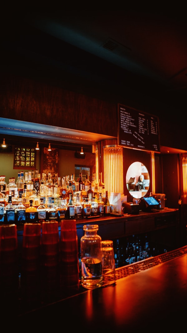 Secret Jazz Bar under a Ramen Shop